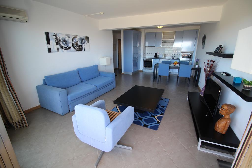 Atlantico Apartments Портиман Екстериор снимка